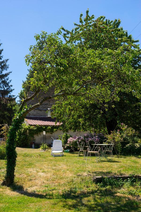 Chambre d'Hôtes chez Artiste Verrier, La Perrière - Perche Extérieur photo