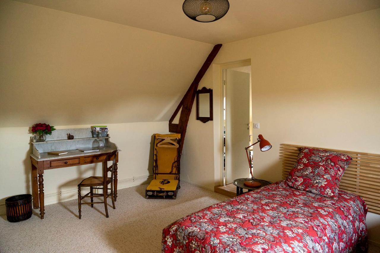 Chambre d'Hôtes chez Artiste Verrier, La Perrière - Perche Extérieur photo